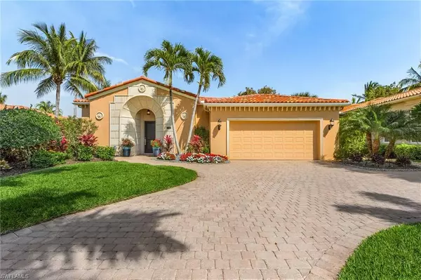 Naples, FL 34114,8520 Bellagio DR