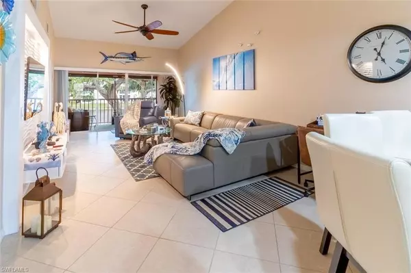 Naples, FL 34110,760 Wiggins Lake DR #205