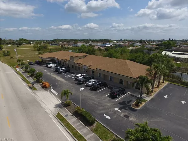 Cape Coral, FL 33991,840 SW 4th ST #1-7