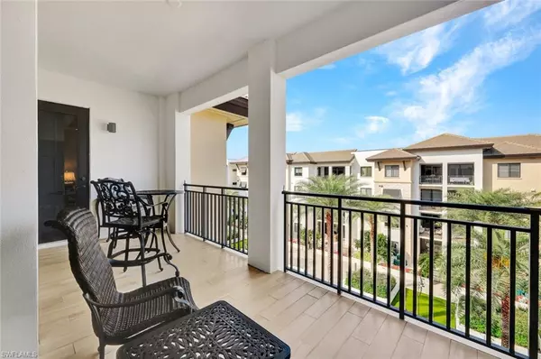 1030 3rd AVE S #514, Naples, FL 34102