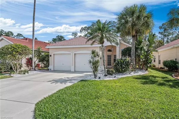 Naples, FL 34104,176 Lady Palm DR