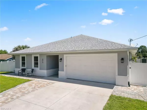 806 Hibiscus AVE, Lehigh Acres, FL 33972