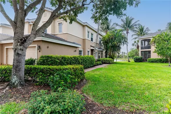 Naples, FL 34114,3053 Aviamar CIR #104