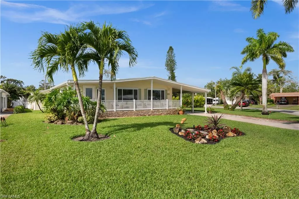 Bonita Springs, FL 34135,9349 Royal CT