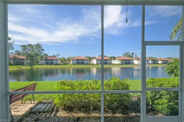 Naples, FL 34104,240 Robin Hood CIR #102