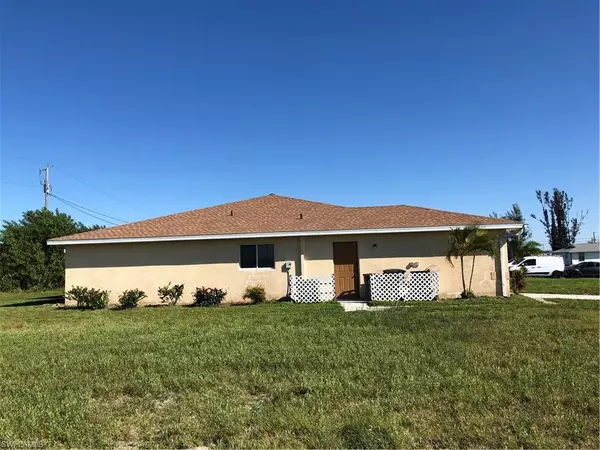 Cape Coral, FL 33909,1824-1826 NE 8th PL