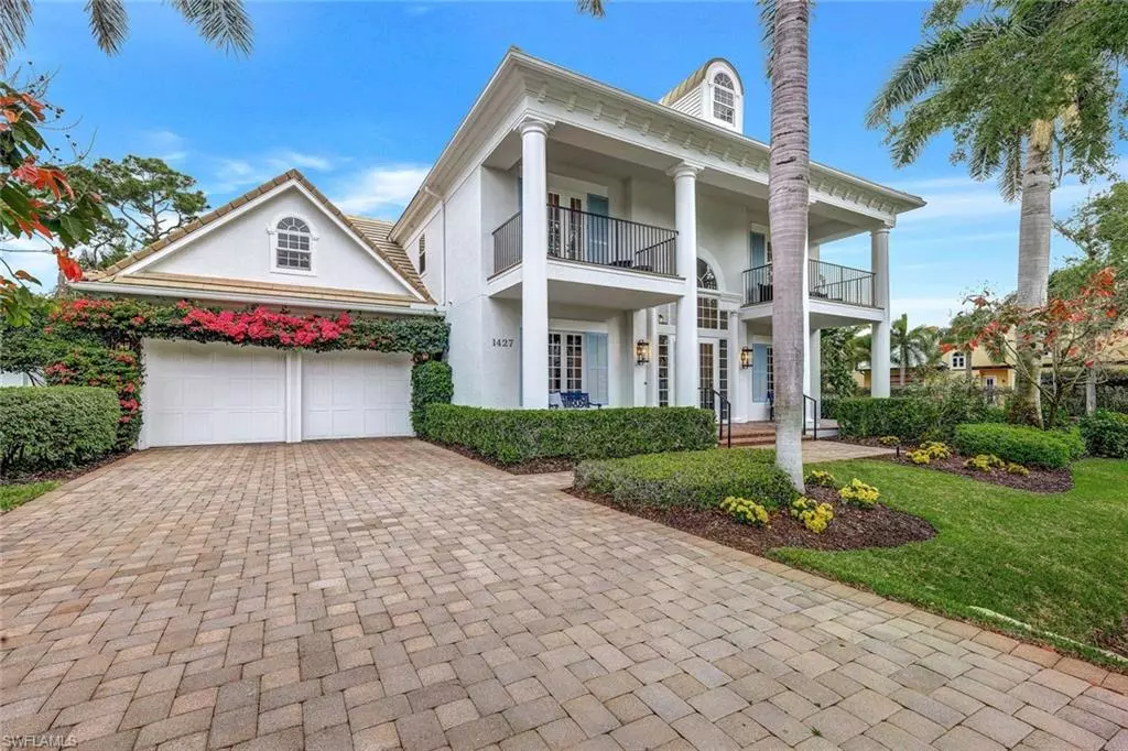 Naples, FL 34103,1427 Hemingway PL