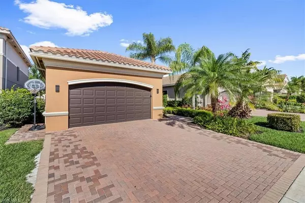 Naples, FL 34109,13504 Mandarin CIR