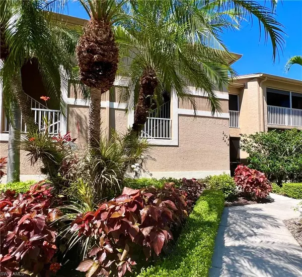 Naples, FL 34112,7635 Arbor Lakes CT #2414