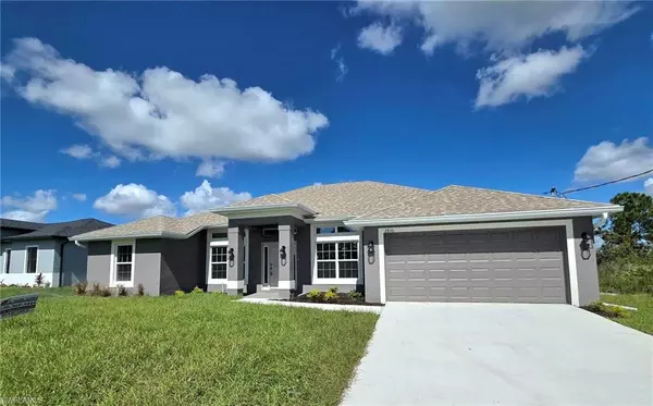 2810 45th ST W, Lehigh Acres, FL 33971