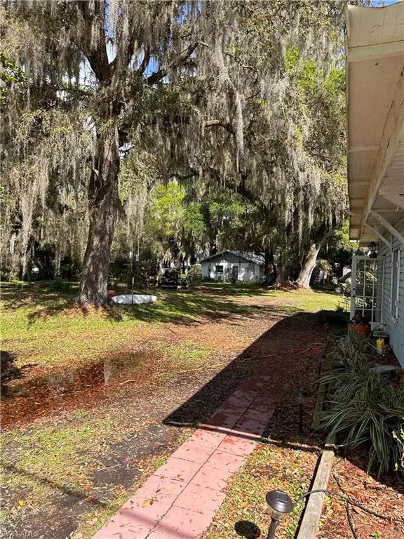 Lake Panasoffkee, FL 33538,4045 CR 402A