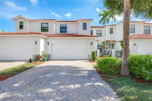 Naples, FL 34119,15159 Summit Place CIR #233