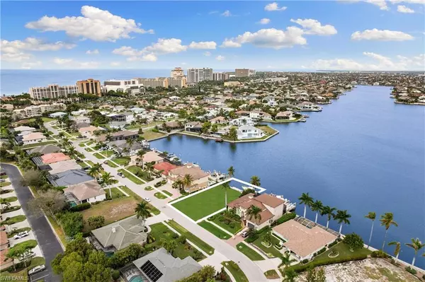 Marco Island, FL 34145,1046 Fieldstone DR