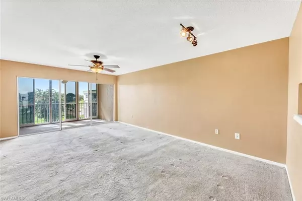 Fort Myers, FL 33907,1624 Pine Valley DR #307