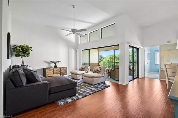 Naples, FL 34108,592 Beachwalk CIR #N-304