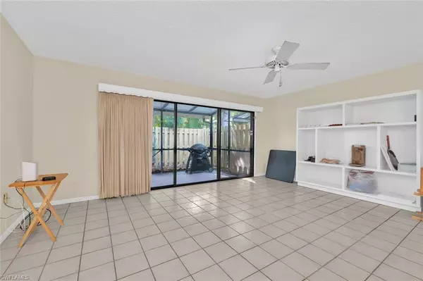 Naples, FL 34108,820 Meadowland DR #19-5 (Unit G)