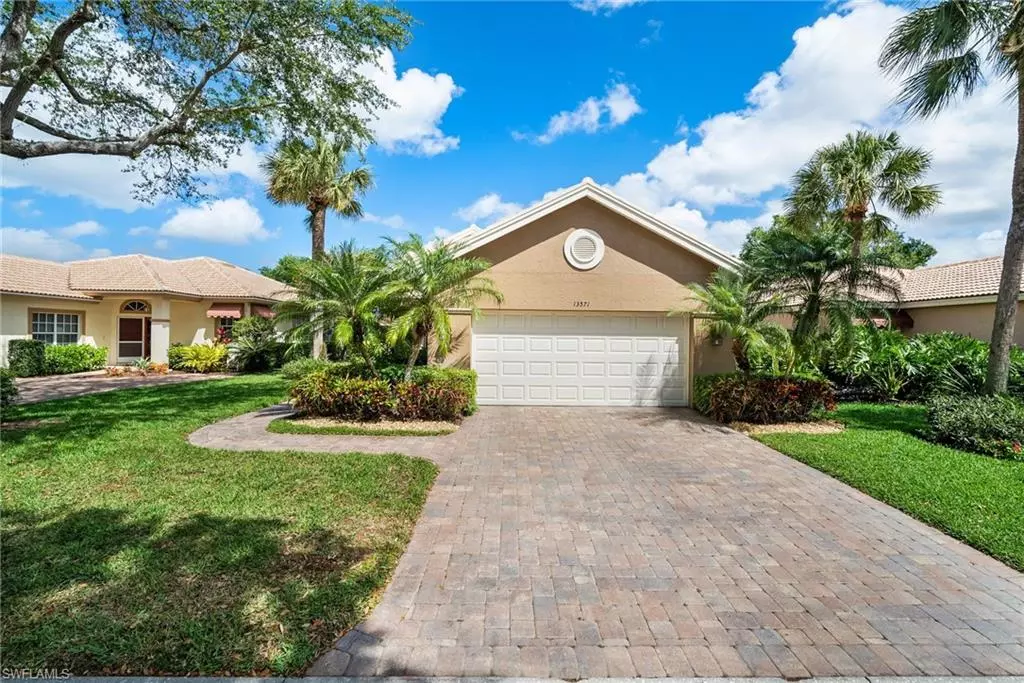 Bonita Springs, FL 34135,13571 Southampton DR