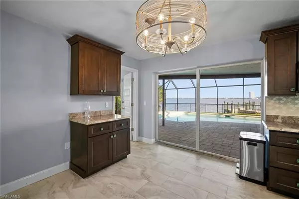 North Fort Myers, FL 33917,311 Harris CT