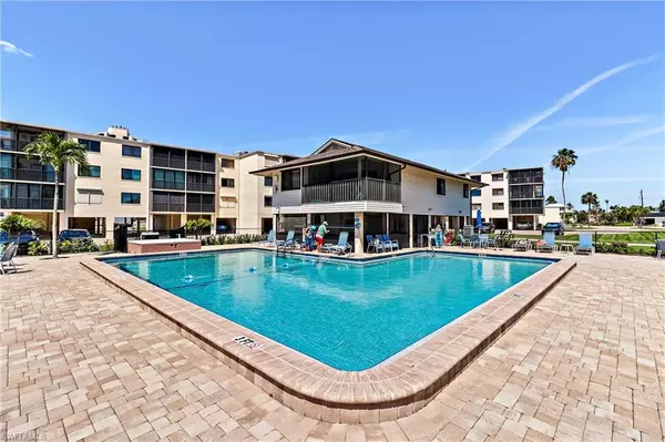 Fort Myers Beach, FL 33931,6645 Estero BLVD #204