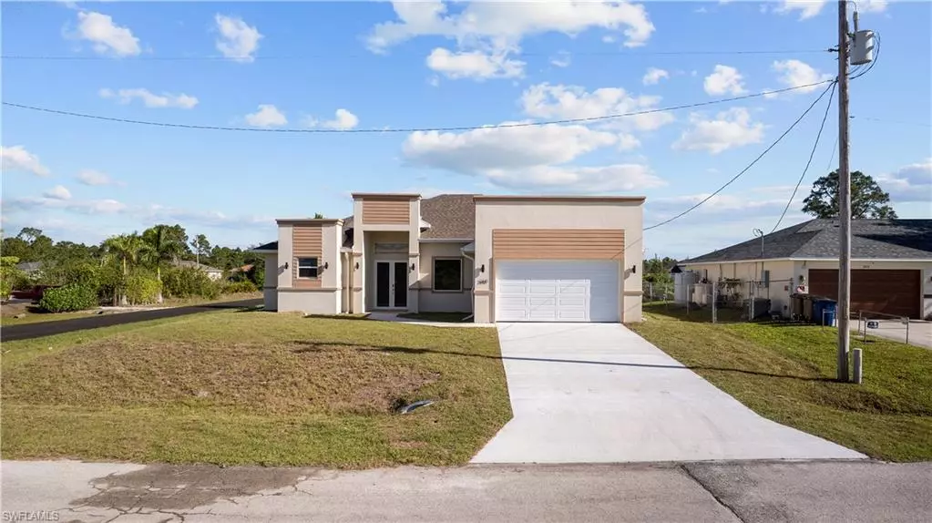 2618 22nd ST W, Lehigh Acres, FL 33971