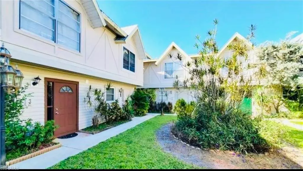 Fort Myers, FL 33919,6324 Panther LN #6