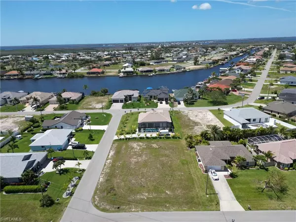 Cape Coral, FL 33991,3302 SW 3rd ST