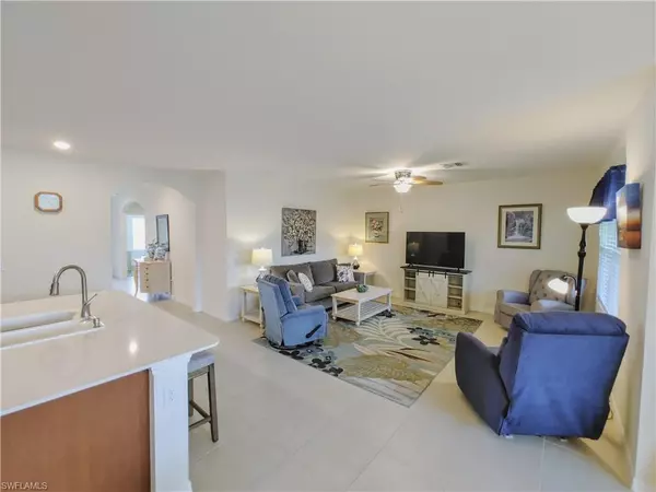 Cape Coral, FL 33909,3324 Acapulco CIR