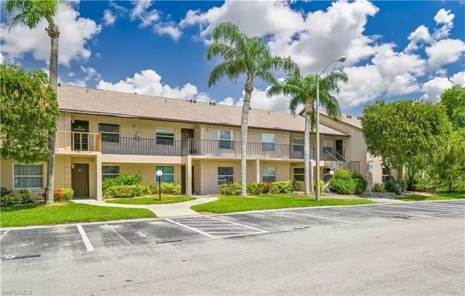 5725 Foxlake DR #2, North Fort Myers, FL 33917