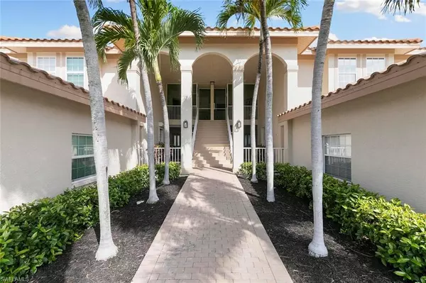 Marco Island, FL 34145,218 Waterway CT #4-101