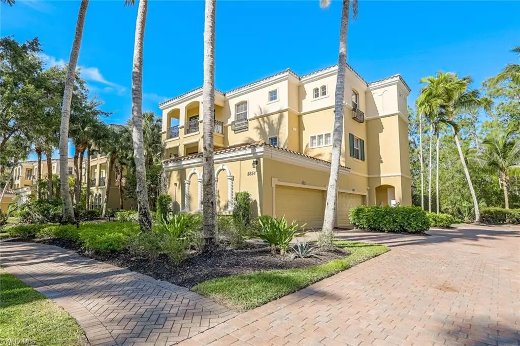 Naples, FL 34109,2851 Tiburon BLVD E #9-103