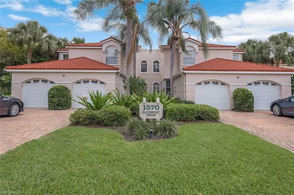 1570 Clermont DR #M102, Naples, FL 34109