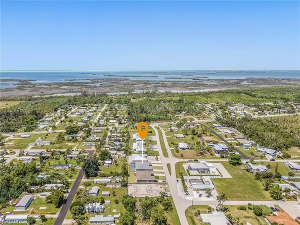 Bokeelia, FL 33922,5683-5685 Genesee PKWY