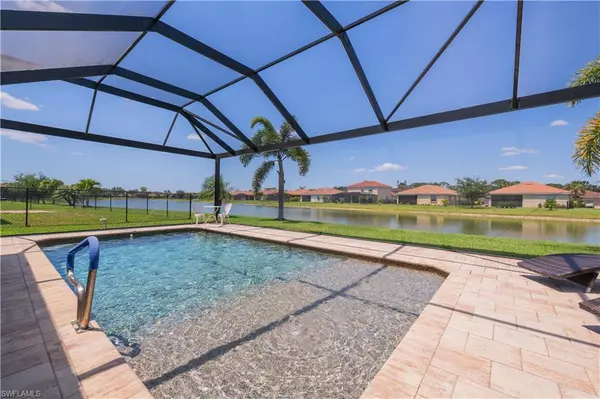 Cape Coral, FL 33909,2563 Laurentina LN