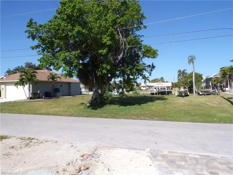 4319 Vasco ST, Punta Gorda, FL 33950