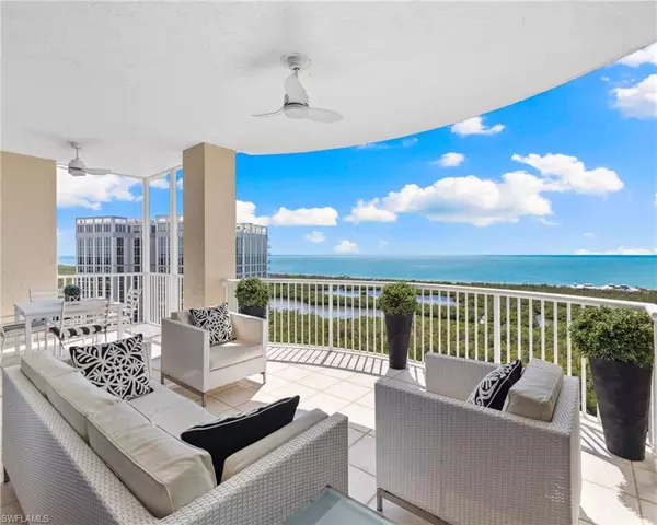 Naples, FL 34108,7117 Pelican Bay BLVD #1903