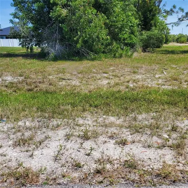 3705 NW 46th ST, Cape Coral, FL 33993