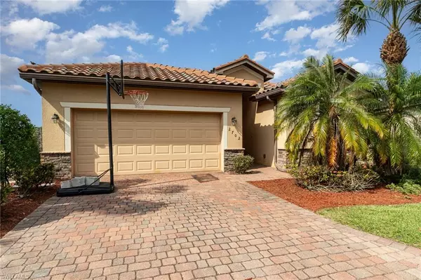 2702 Via San Latina CT, Fort Myers, FL 33905