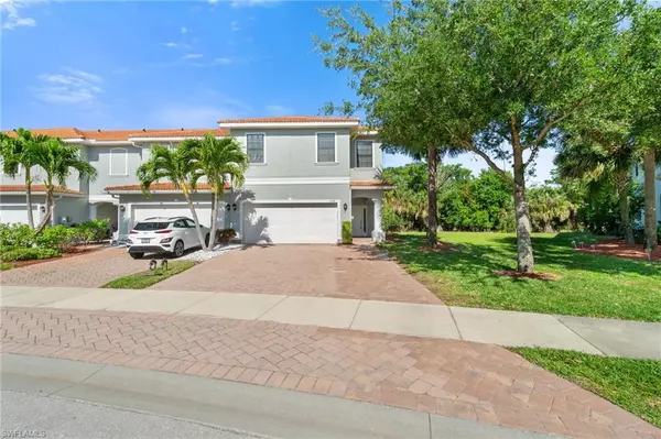 Naples, FL 34119,15338 Summit Place CIR