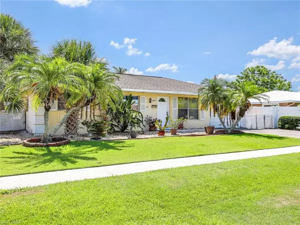 Naples, FL 34105,3476 Balboa CIR E