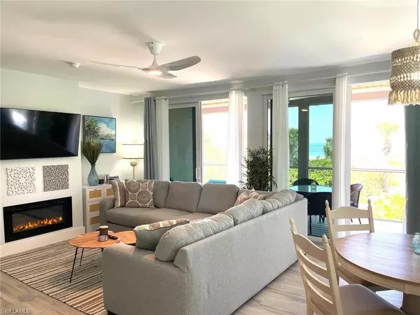 Upper Captiva, FL 33924,640 Gulf LN #3