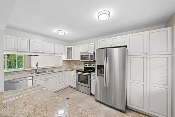 Naples, FL 34112,3041 Sandpiper Bay CIR #H103