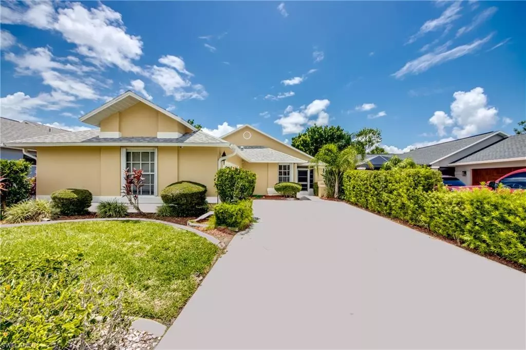 North Fort Myers, FL 33903,9451 Palm Island CIR