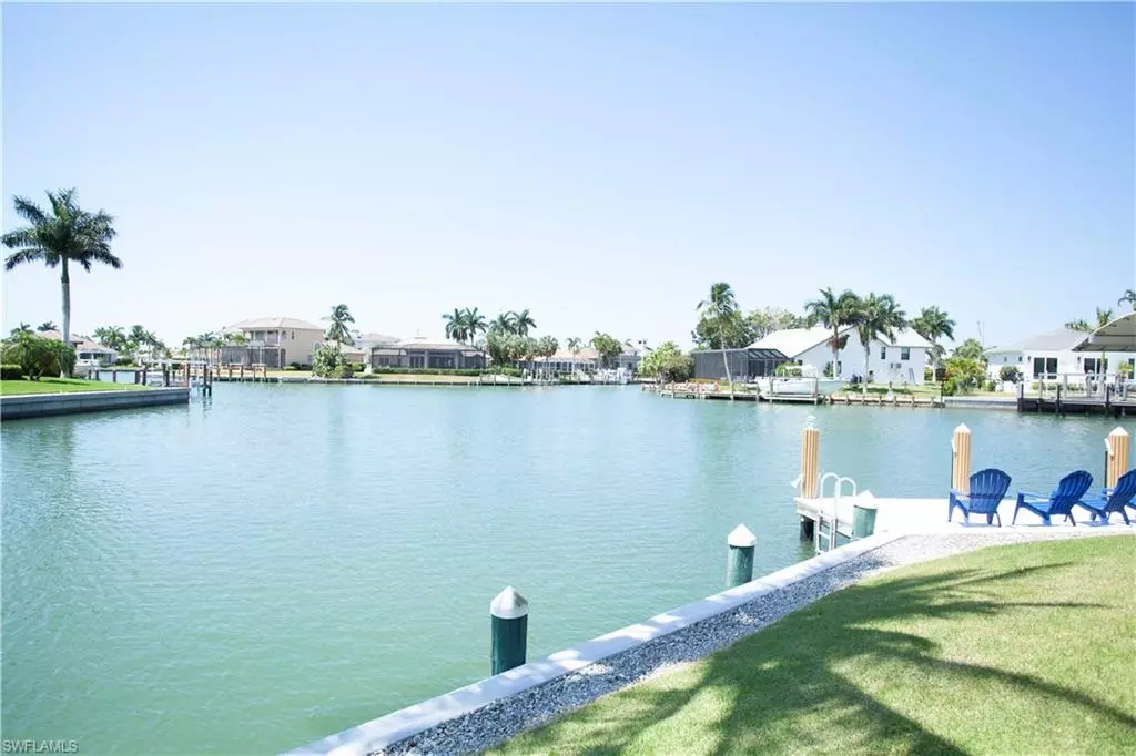 Marco Island, FL 34145,1261 Aruba CT