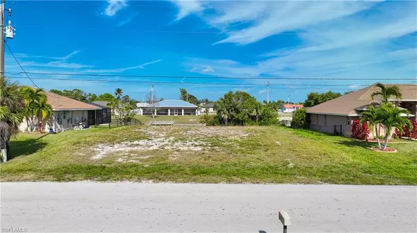 Cape Coral, FL 33990,203 SE 11th TER