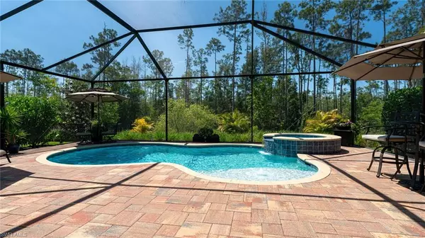 Naples, FL 34112,7711 Martino CIR