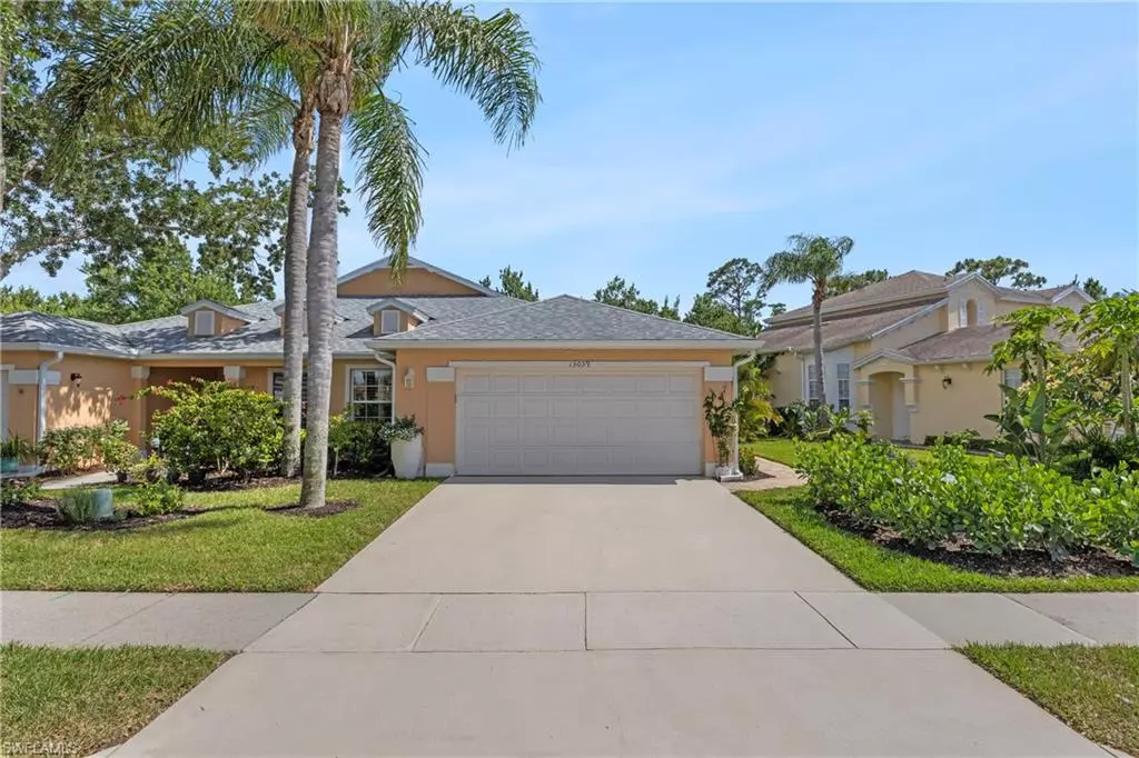 Naples, FL 34110,15059 Sterling Oaks DR