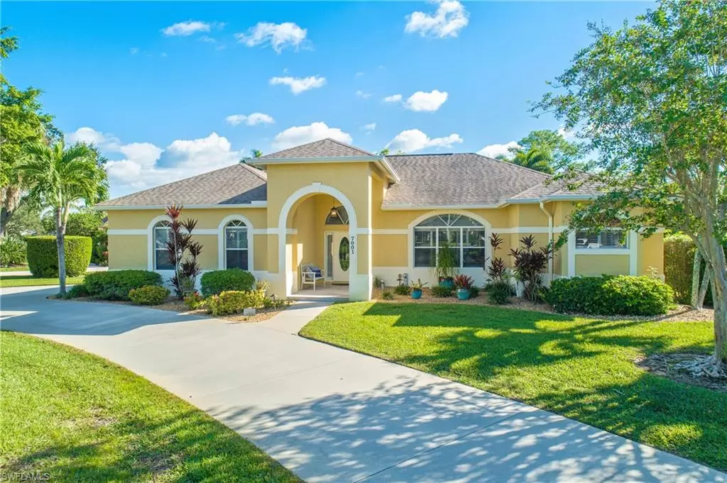 Naples, FL 34104,7001 Appleby DR