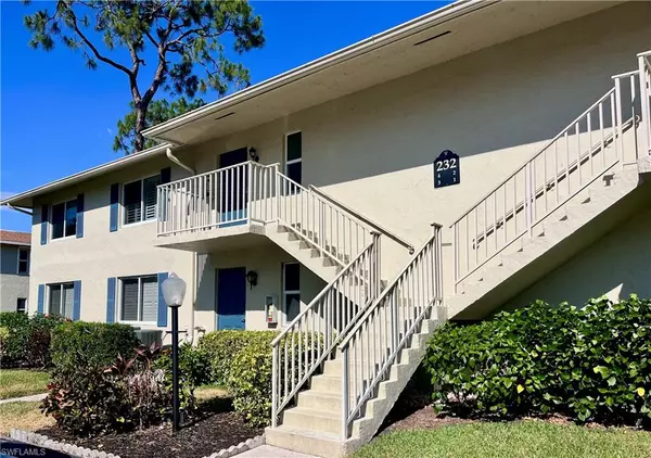 232 Memory LN ##4, Naples, FL 34112