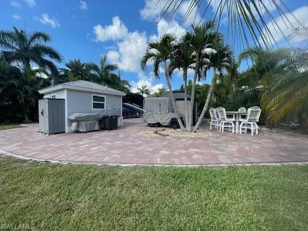 Fort Myers, FL 33905,10008 RAMBLEWOOD CT