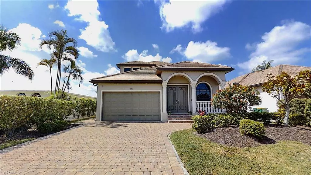 576 97th AVE N, Naples, FL 34108